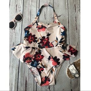 Old Navy white floral bathing suit